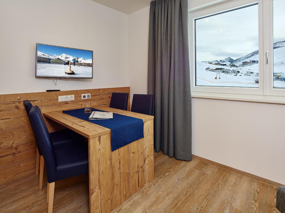 Hotel Garni Kristall Kuehtai Room photo